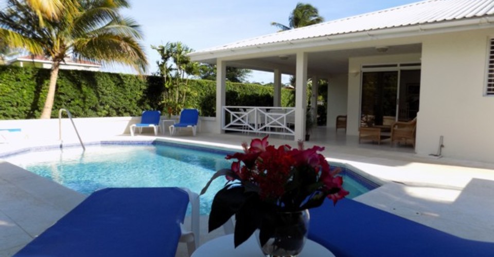 Villa 2450 — Luxury villa for rent in Lascelles