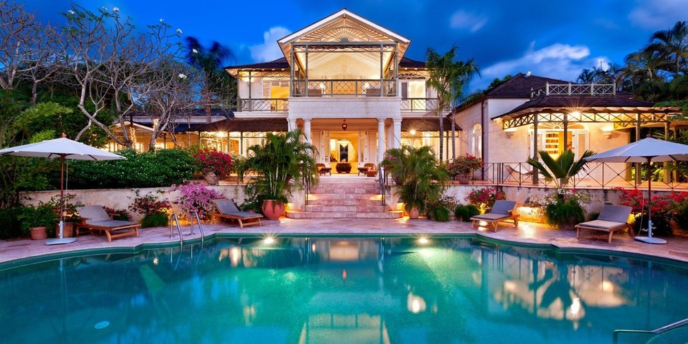 Beach Villa — Luxury villa for rent in The Garden