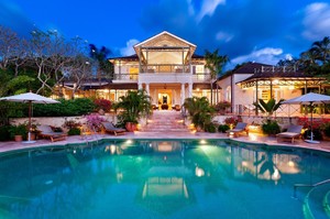 Beach Villa — Luxury villa for rent in The Garden
