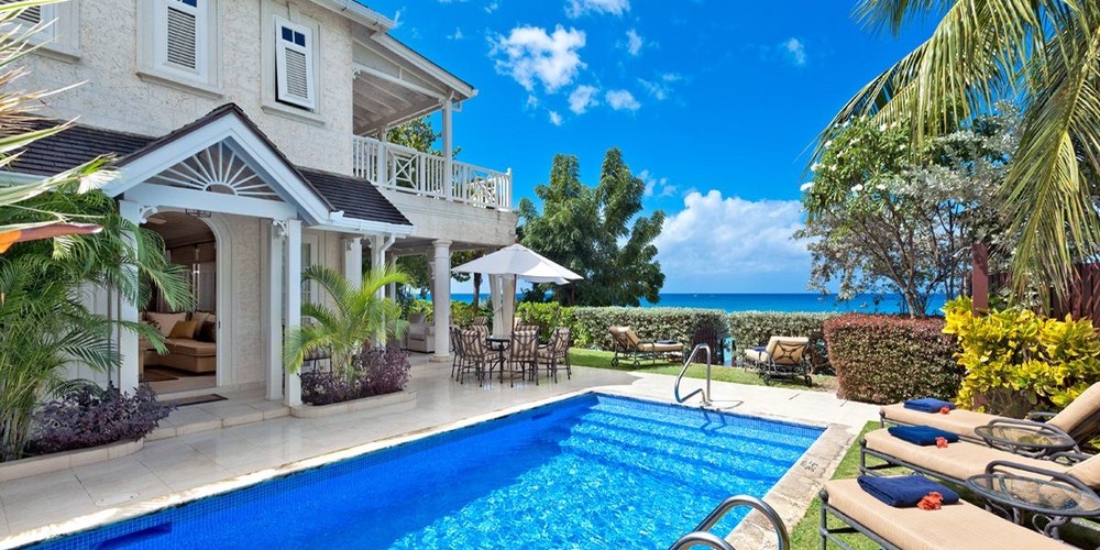 Marbella — Luxury villa for rent in Gibbes