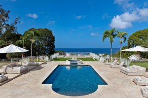 Amalia — Luxury villa for rent in Holders Hill
