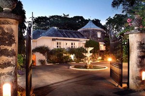 Villa 2521 — Luxury villa for rent in Mullins Beach