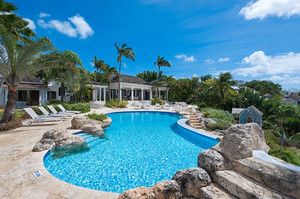 Villa 2523 — Luxury villa for rent in Mount Standfast