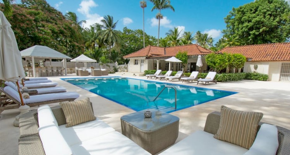 Villa 2536 — Luxury villa for rent in Porters